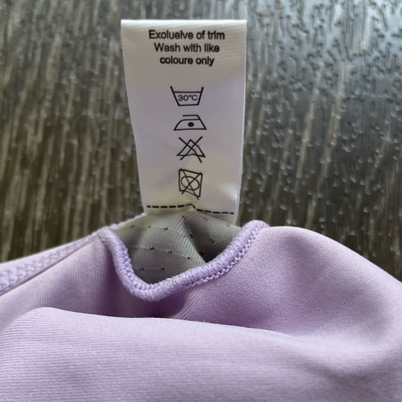 NWOT-Rapbin Strappy Sports Bra in Light Purple with Removable Pads - Never Worn! - Picture 6 of 6